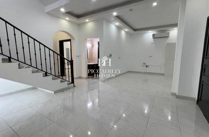 Villa - 5 Bedrooms - 6 Bathrooms for rent in Al Ebb - Al Kheesa - Umm Salal Mohammed