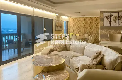 Apartment - 2 Bedrooms - 3 Bathrooms for sale in West Porto Drive - Porto Arabia - The Pearl Island - Doha