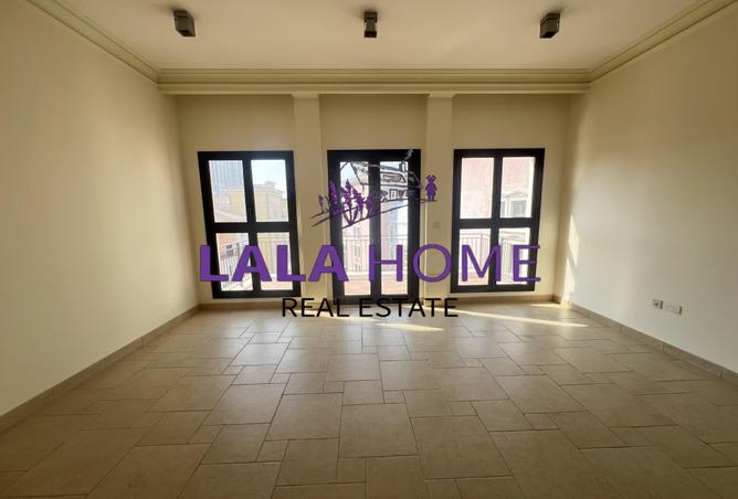 1021352 - Property Image 2