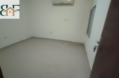 Apartment - 3 Bedrooms - 3 Bathrooms for rent in Doha Al Jadeed - Doha