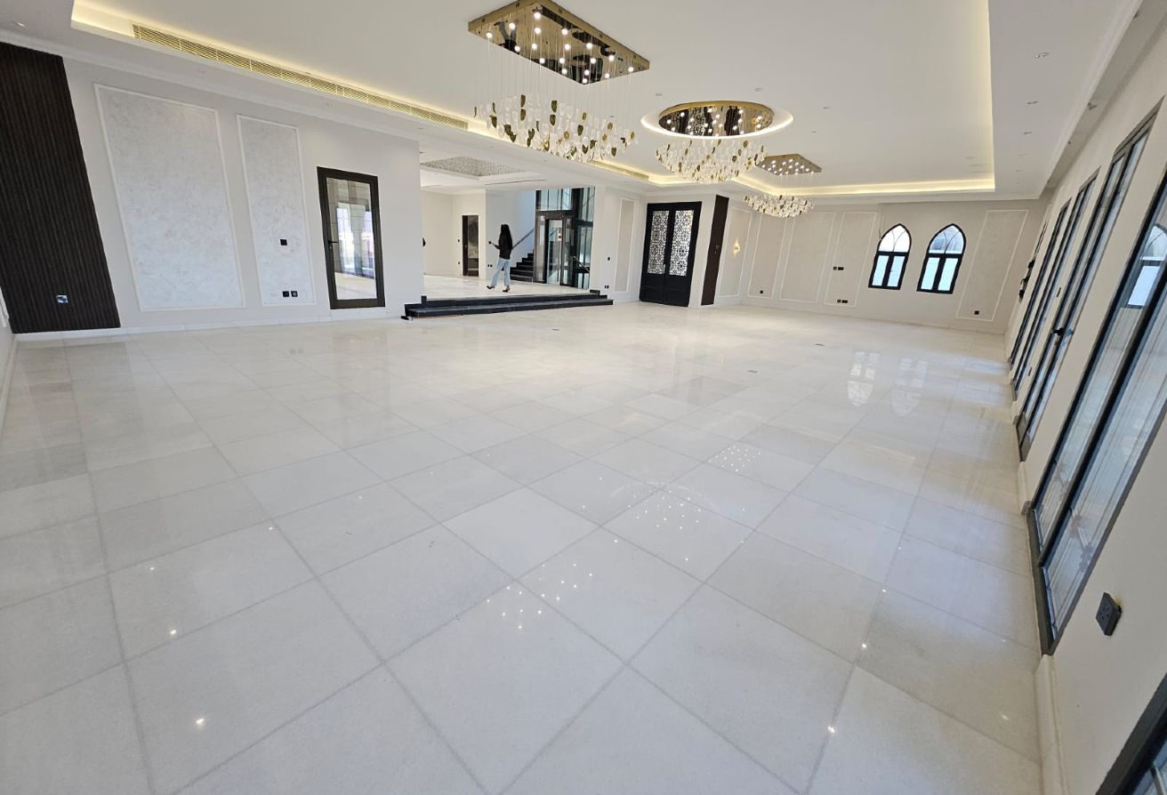 Exclusive World-Class Luxury Villa with Direct Sea thumbnail 4