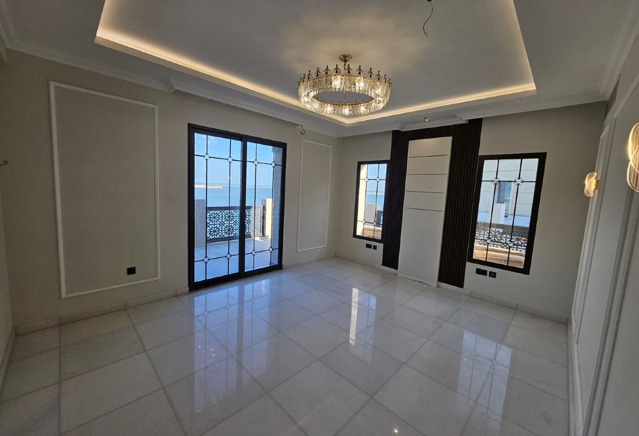 Exclusive World-Class Luxury Villa with Direct Sea thumbnail 20