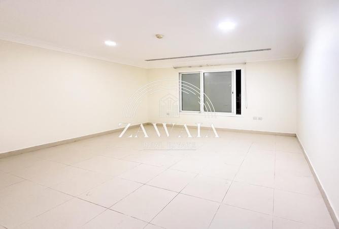 55226176 - Property Image 3
