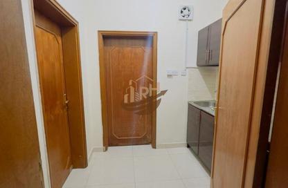 Apartment - Studio - 1 for rent in Bin Omran - Fereej Bin Omran - Doha