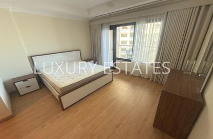 Apartment - 1 Bedroom - 2 Bathrooms for rent in East Porto Drive - Porto Arabia - The Pearl Island - Doha