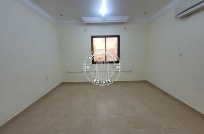 Villa - Studio - 1 Bathroom for rent in Bu Hamour Street - Abu Hamour - Doha