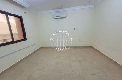 Villa - Studio - 1 Bathroom for rent in Bu Hamour Street - Abu Hamour - Doha