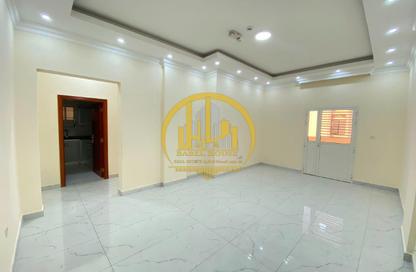 Apartment - 3 Bedrooms - 3 Bathrooms for rent in Fereej Kulaib - Doha