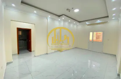 Apartment - 3 Bedrooms - 3 Bathrooms for rent in Fereej Kulaib - Doha