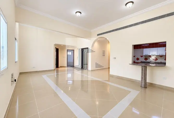 63643837 - Property Image 2