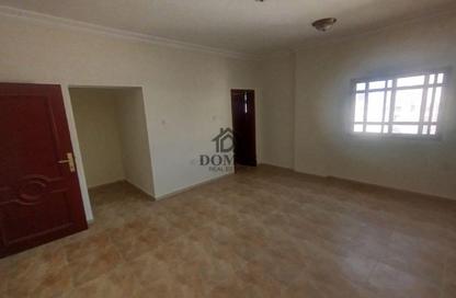 Apartment - 2 Bedrooms - 3 Bathrooms for rent in Hiteen Street - Al Muntazah - Doha