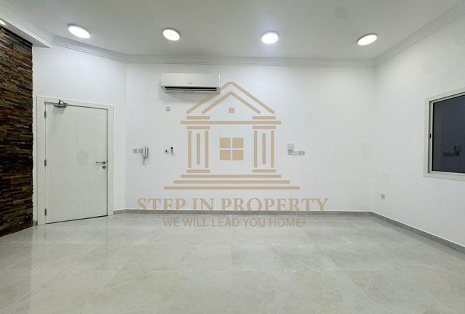 57676601 - Property Main Image