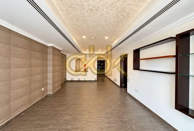 64308830 - Property Image 3