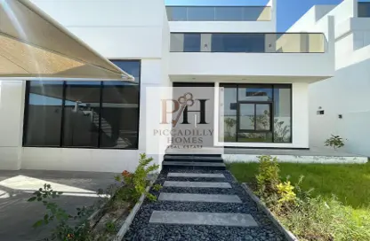 فيلا - 5 غرف نوم - 8 حمامات للايجار في الثمامة - الثمامة - الدوحة