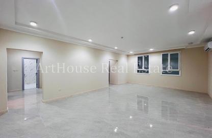 Apartment - 3 Bedrooms - 3 Bathrooms for rent in Fereej Kulaib - Doha