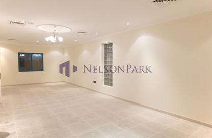 Villa - 4 Bedrooms - 4 Bathrooms for rent in Al Aziziyah - Al Aziziyah - Doha