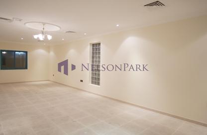 Villa - 4 Bedrooms - 4 Bathrooms for rent in Al Aziziyah - Al Aziziyah - Doha