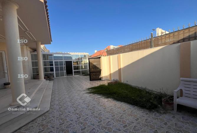56417093 - Property Main Image