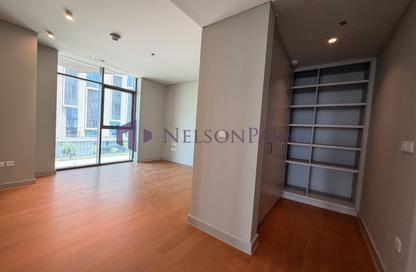 Apartment - 1 Bedroom - 2 Bathrooms for sale in Seef Lusail Tower 1 - Seef Lusail - Lusail City - Lusail