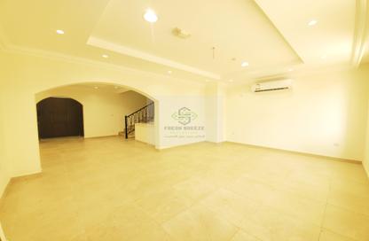 Villa - 6 Bedrooms - 6 Bathrooms for rent in Ammar Bin Yasser Street - Al Aziziyah - Doha
