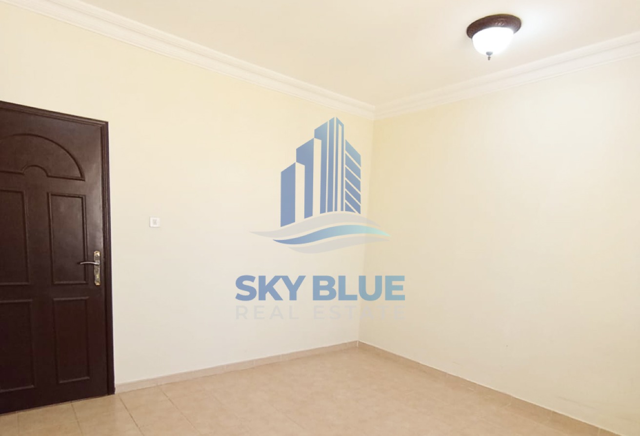Spacious Penthouse in Duhail with Swimming Pool