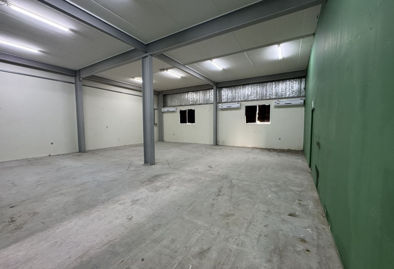 AC Food Warehouse with Partition |Birkat Al Awamer