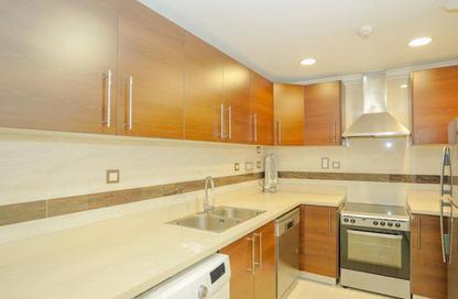 Apartment - 1 Bedroom - 2 Bathrooms for rent in West Porto Drive - Porto Arabia - The Pearl Island - Doha