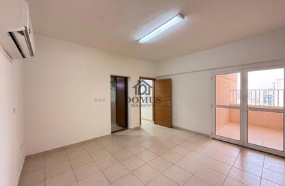 Apartment - 3 Bedrooms - 3 Bathrooms for rent in Banks street - Musheireb - Doha