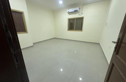 Apartment - Studio - 1 Bathroom for rent in Al Markhiya Street - Al Markhiya - Doha