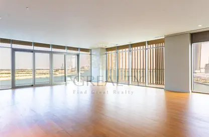 Apartment - 3 Bedrooms - 5 Bathrooms for sale in Seef Lusail Tower 1 - Seef Lusail - Lusail City - Lusail