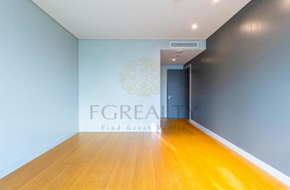 Apartment - 3 Bedrooms - 5 Bathrooms for sale in Seef Lusail Tower 1 - Seef Lusail - Lusail City - Lusail