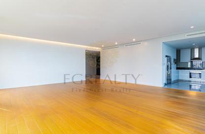 Apartment - 3 Bedrooms - 5 Bathrooms for sale in Seef Lusail Tower 1 - Seef Lusail - Lusail City - Lusail
