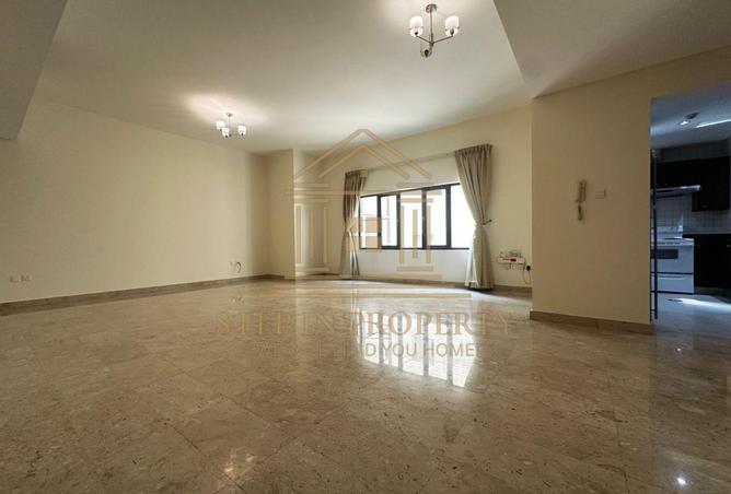61842432 - Property Main Image