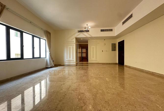 61842432 - Property Image 2