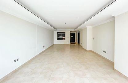 Apartment - 1 Bedroom - 2 Bathrooms for rent in West Porto Drive - Porto Arabia - The Pearl Island - Doha