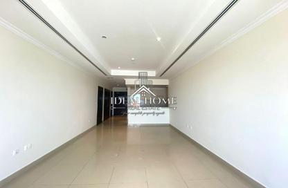 Apartment - Studio - 1 Bathroom for rent in West Porto Drive - Porto Arabia - The Pearl Island - Doha