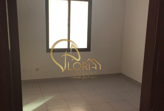 54102574 - Property Image 3