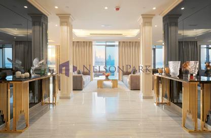 Villa - 5 - 5 for rent in Hilton Doha The Pearl Residences - Abraj Quartiers - The Pearl Island - Doha