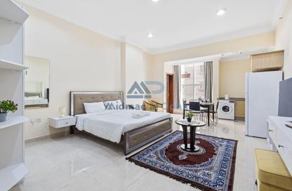 Apartment - Studio - 1 Bathroom for rent in Al Sadd - Doha