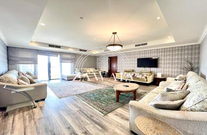 Apartment - 2 Bedrooms - 3 Bathrooms for rent in East Porto Drive - Porto Arabia - The Pearl Island - Doha