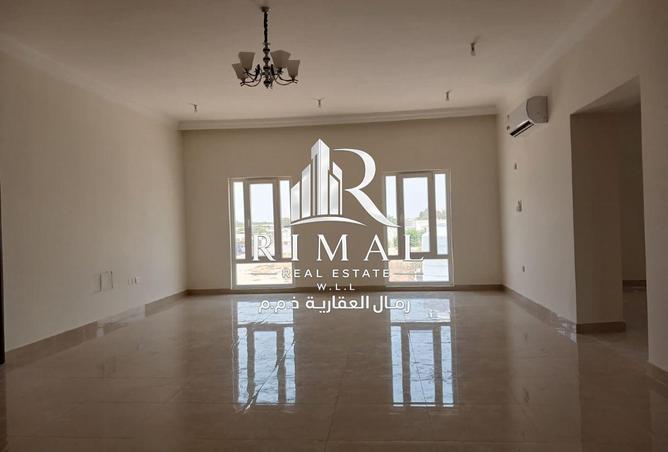 58955602 - Property Image 3