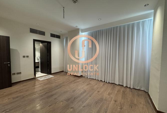 54102025 - Property Image 2