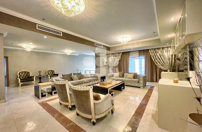 Penthouse - 4 Bedrooms - 6 Bathrooms for sale in Porto Arabia Townhouses - Porto Arabia - The Pearl Island - Doha
