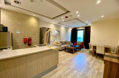Apartment - 1 Bedroom - 2 Bathrooms for rent in Al Sadd Tourist Apartments - Al Sadd - Doha Apartment - 1 Bedroom - 2 Bathrooms for rent in Al Sadd Tourist Apartments - Al Sadd - Doha