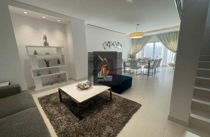 مجمع سكني - 5 غرف نوم - 6 حمامات للايجار في شارع الوعب - الوعب - الدوحة