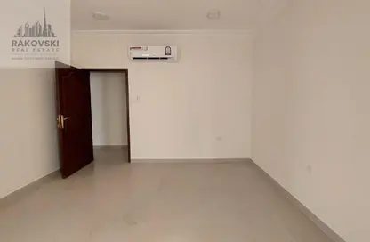 Apartment - 2 Bedrooms - 2 Bathrooms for rent in Al Mansoura - Al Mansoura - Doha