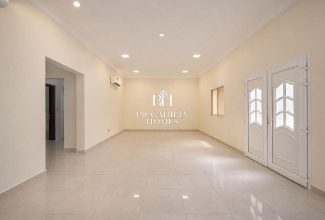 53096338 - Property Image 3