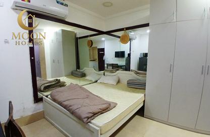 Apartment - Studio - 1 Bathroom for rent in Umm Ghuwailina 4 - Umm Ghuwailina - Doha Apartment - Studio - 1 Bathroom for rent in Umm Ghuwailina 4 - Umm Ghuwailina - Doha