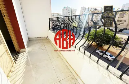 شقة - 3 غرف نوم - 4 حمامات للايجار في شارع حطين - المنتزه - الدوحة