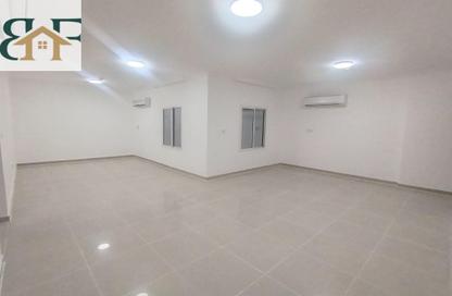 Apartment - 3 Bedrooms - 3 Bathrooms for rent in Al Nasr Street - Al Nasr - Doha Apartment - 3 Bedrooms - 3 Bathrooms for rent in Al Nasr Street - Al Nasr - Doha
